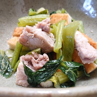 小松菜と豚肉と練り天の煮物